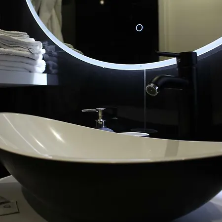 Privatif Spa, Jacuzzi , Wifi, Netflix Apartamento *